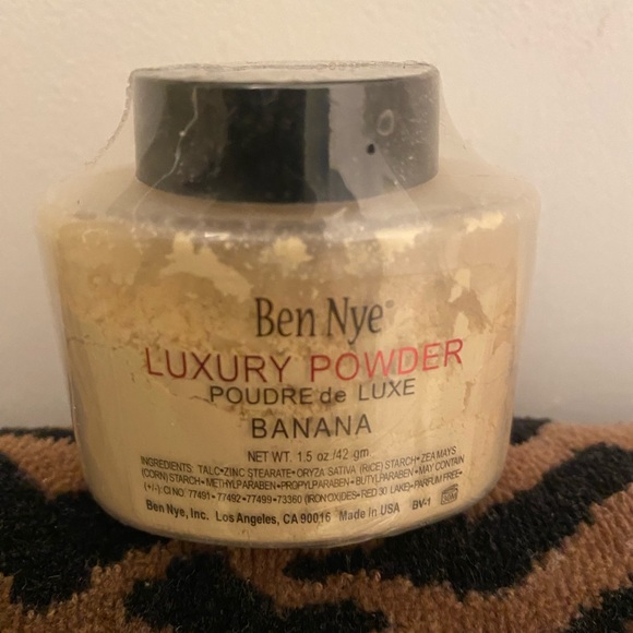 Ben Nye | Makeup | Banana Loose Setting Powder | Poshmark